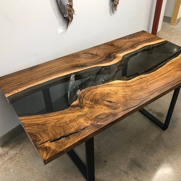 Epoxy Resin Dinning table